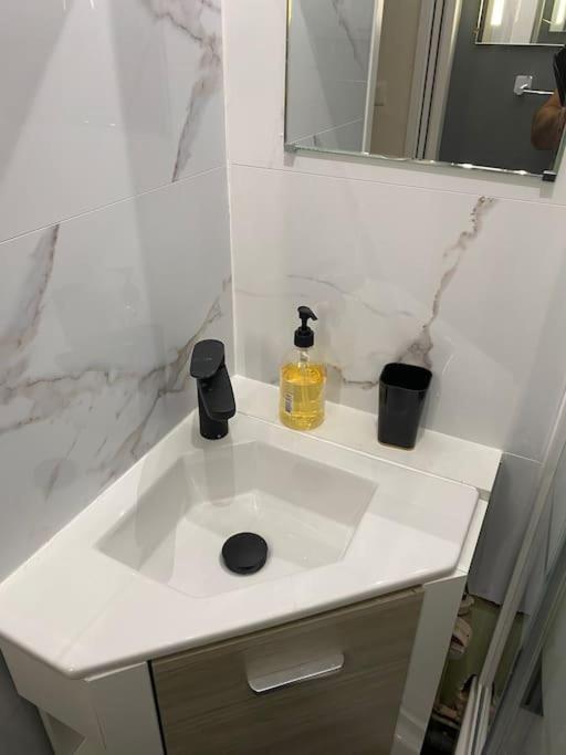 Appartement Tout Confort Limoges Kültér fotó